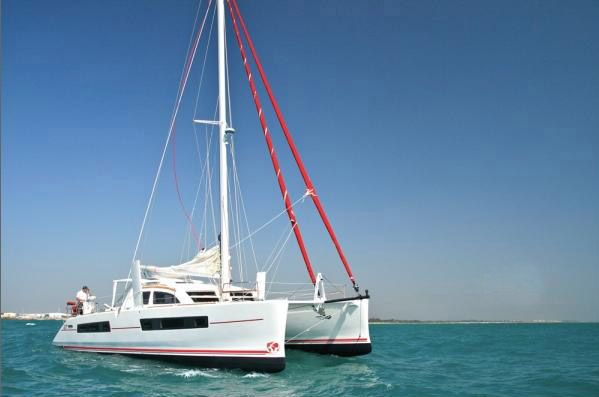 Lagoon 39